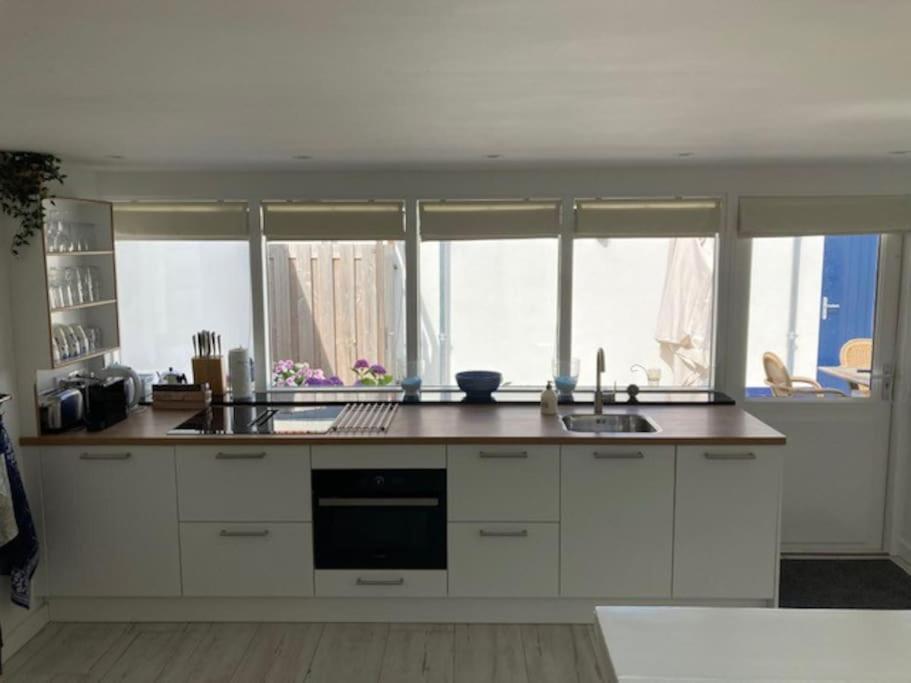 Beachhouse Stranddistel 100M From The Beach Noordwijk Buitenkant foto